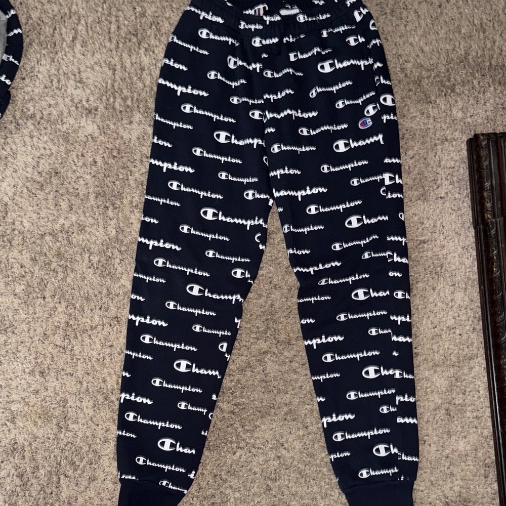 Champion Men’s ' Dark Blue Logo Sweatpants